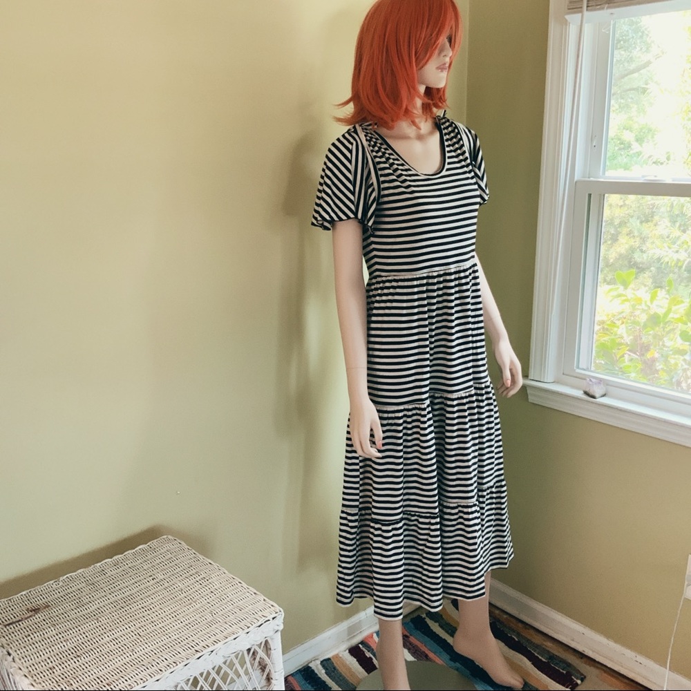 Rare Find! Suzanne Betro Black White Striped Flowy Midi Dress Ruffle Sleeve S - Picture 7 of 16